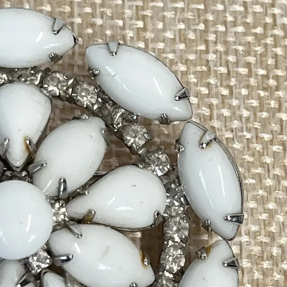 Vintage Krammer White Stones Faux Diamonds Brooch Pin MCM Granny Core 2
